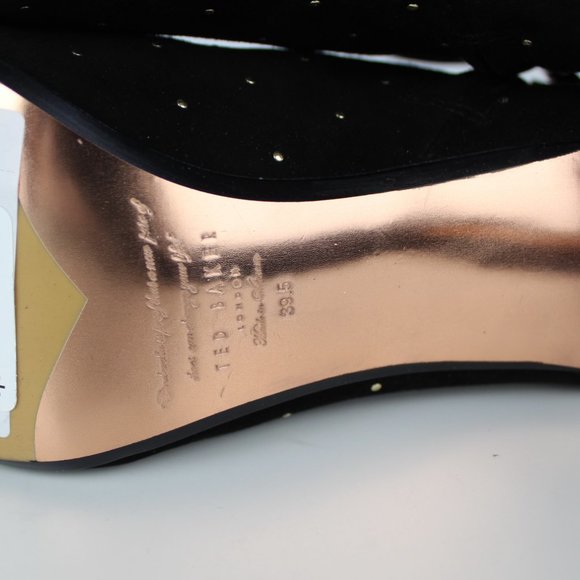 NEW TED BAKER LONDON Stud Curvad Pointed Toe Heeled Bootie - Picture 10 of 16